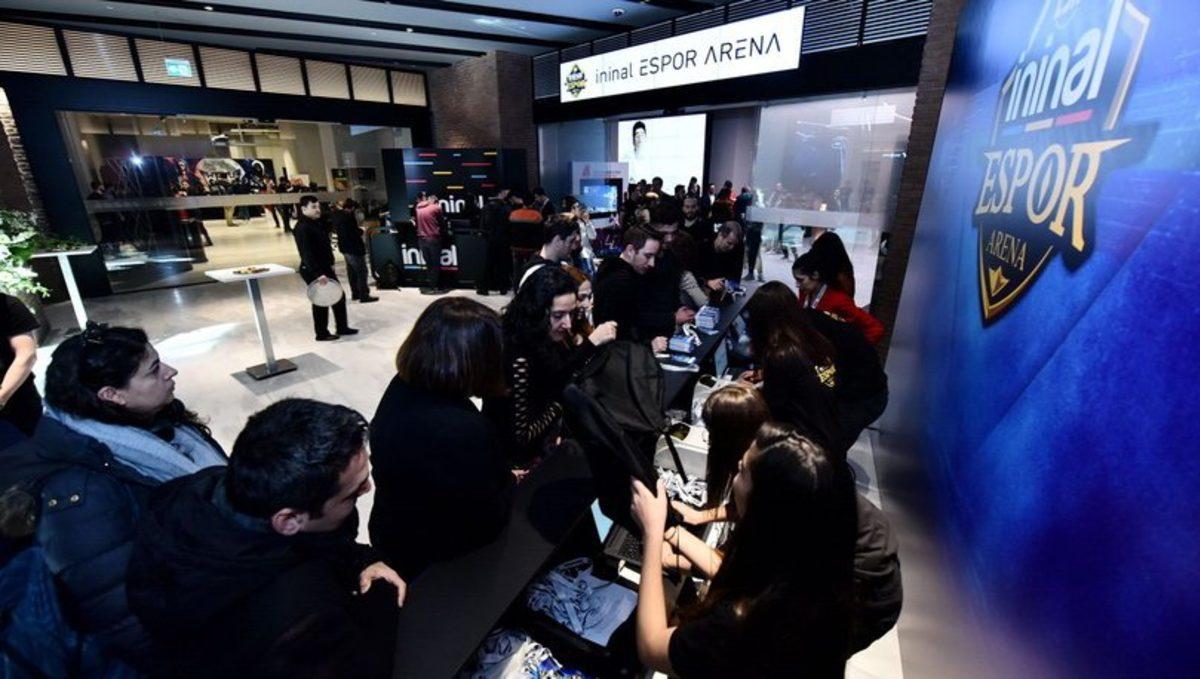 Avrupa ve Ortadoğu’nun En Büyük E-spor Merkezi İstanbul’da Açıldı