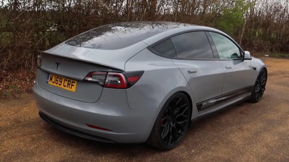 Lamborghini’nin Motor Sesine Sahip Olan Tesla Model 3 (Video)