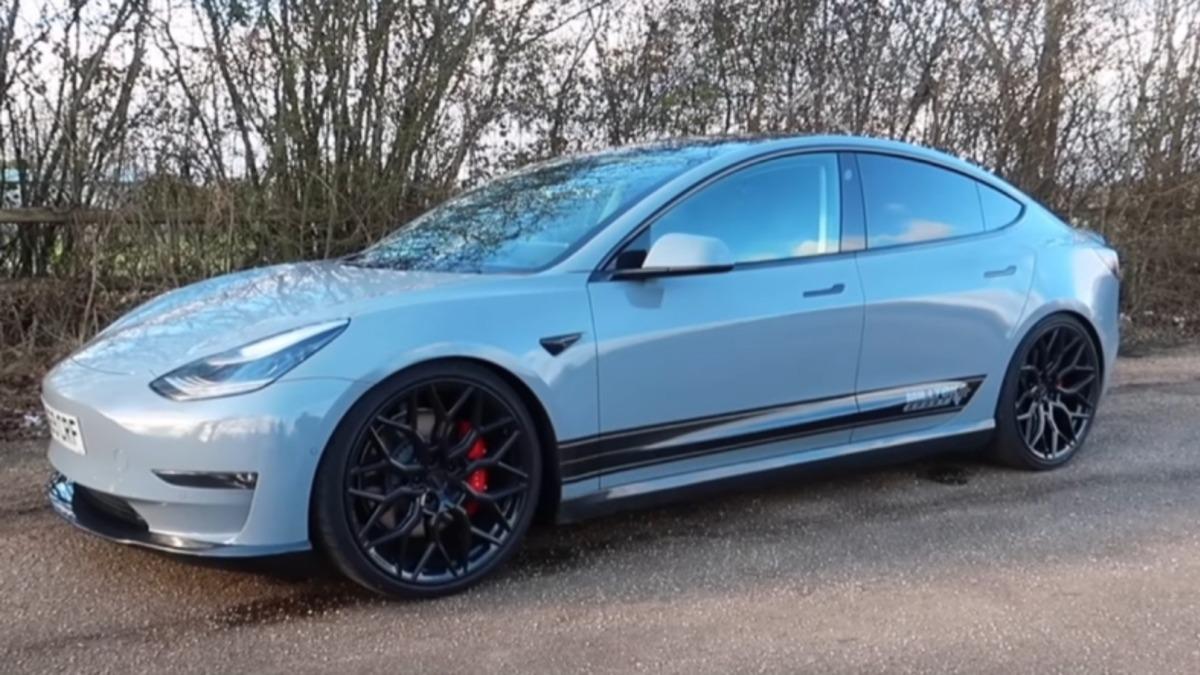 Lamborghini’nin Motor Sesine Sahip Olan Tesla Model 3 (Video)