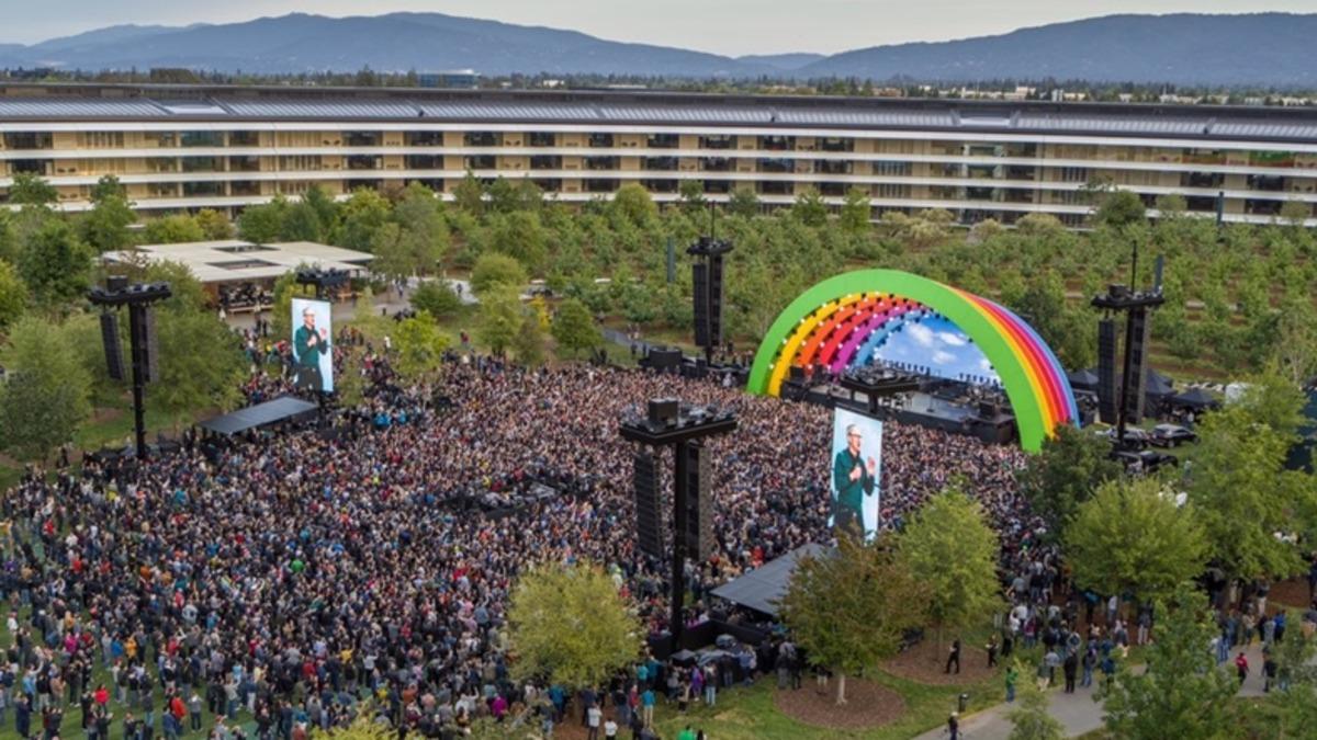Apple Park’ın Açılışı Gerçekleşti: İşte Detaylar