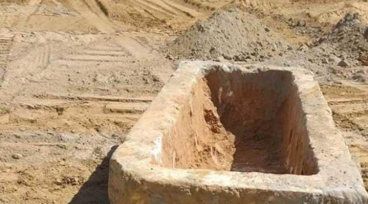 Manisa’da Yapılan Hızlı Tren Çalışmaları Sırasında Lahit Mezar Bulundu