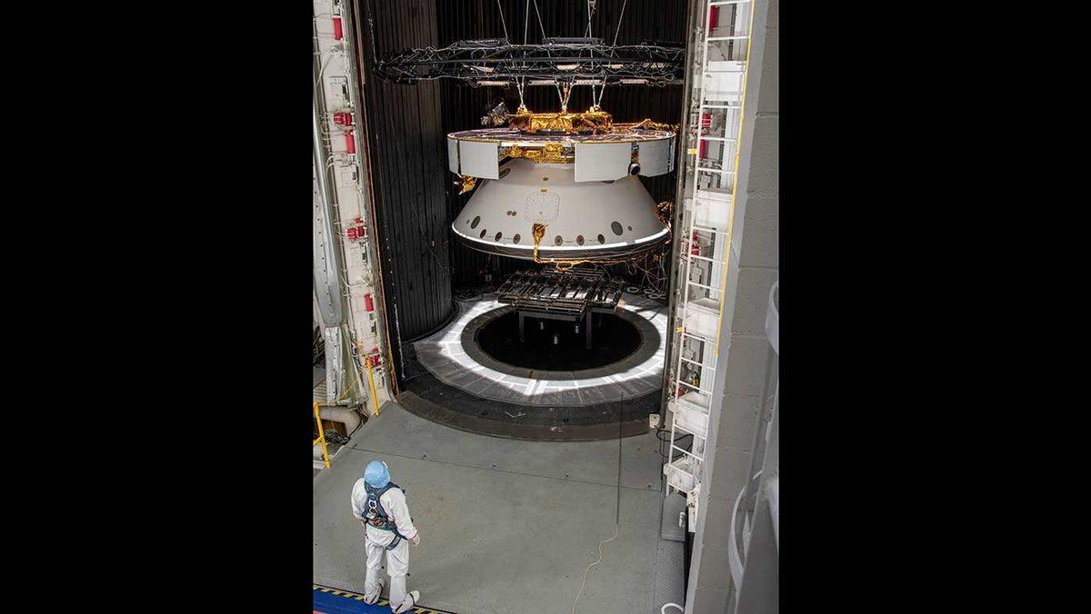 NASA’nın Mars 2020 Uzay Aracını Taşıyacak Olan Araca İlk Bakış