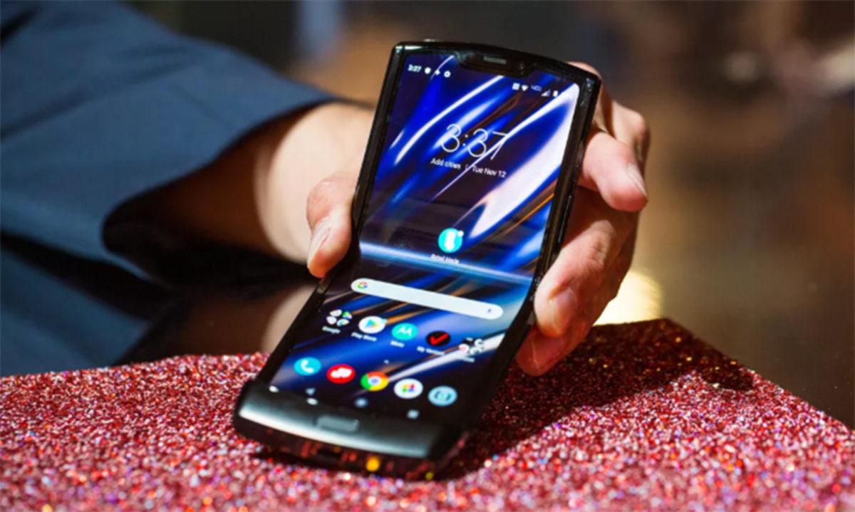 Katlanabilir Telefonların En Büyük İki Sorunu: Pil Ömrü ve Dayanıklılık