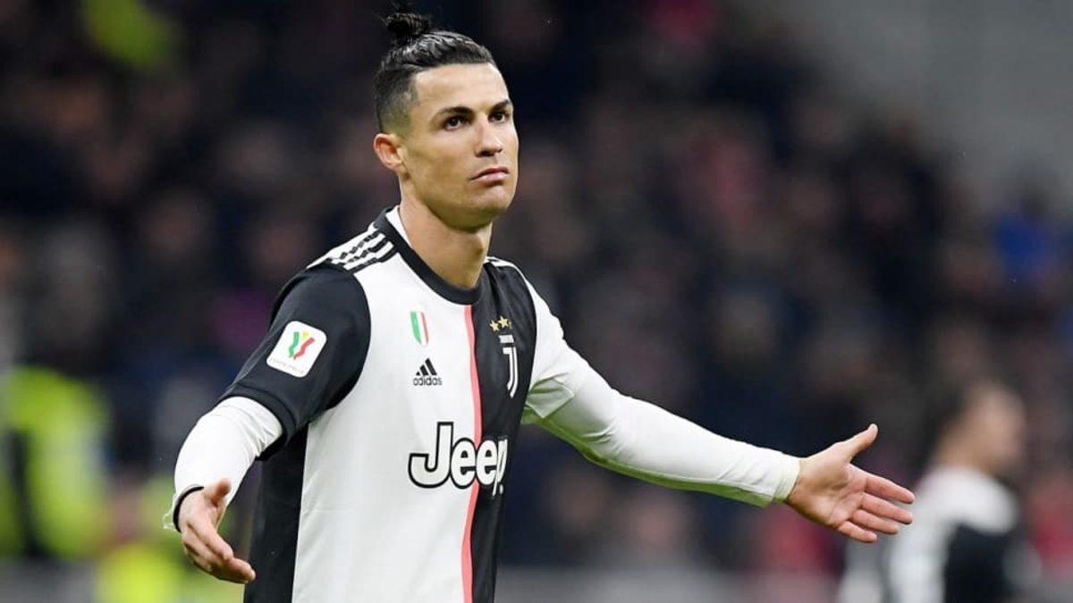 Cristiano Ronaldo Corona Virüsü Nedeniyle Karantinaya Alındı