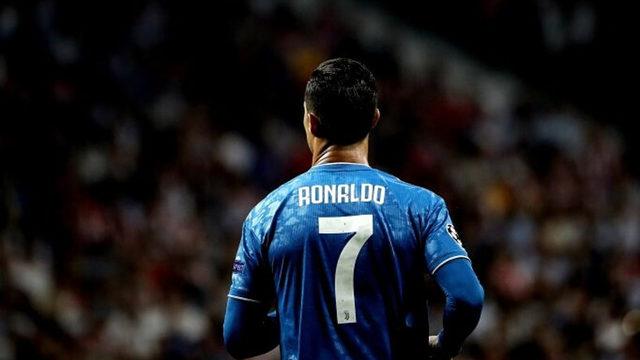 Cristiano Ronaldo Corona Virüsü Nedeniyle Karantinaya Alındı