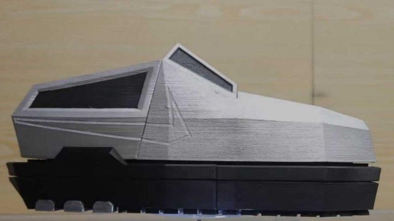 3D Yazıcı ile Dünyanın İlk Cybertruck Ayakkabısı Üretildi (Video)