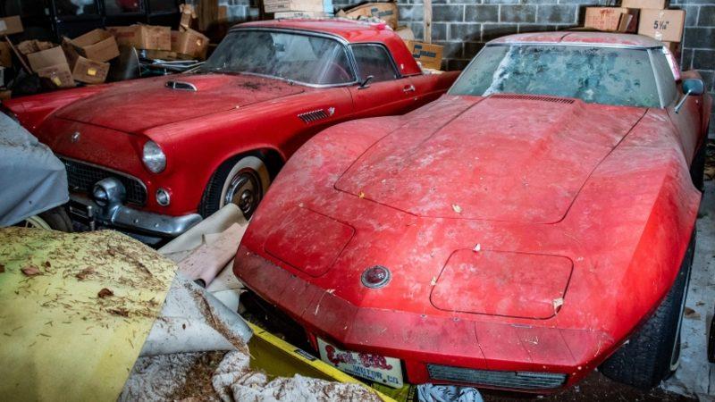 Ahırda Bulunan 50 Klasik ve Antika Araba, Bir YouTuber Tarafından Açık Artırmaya Çıkarılıyor