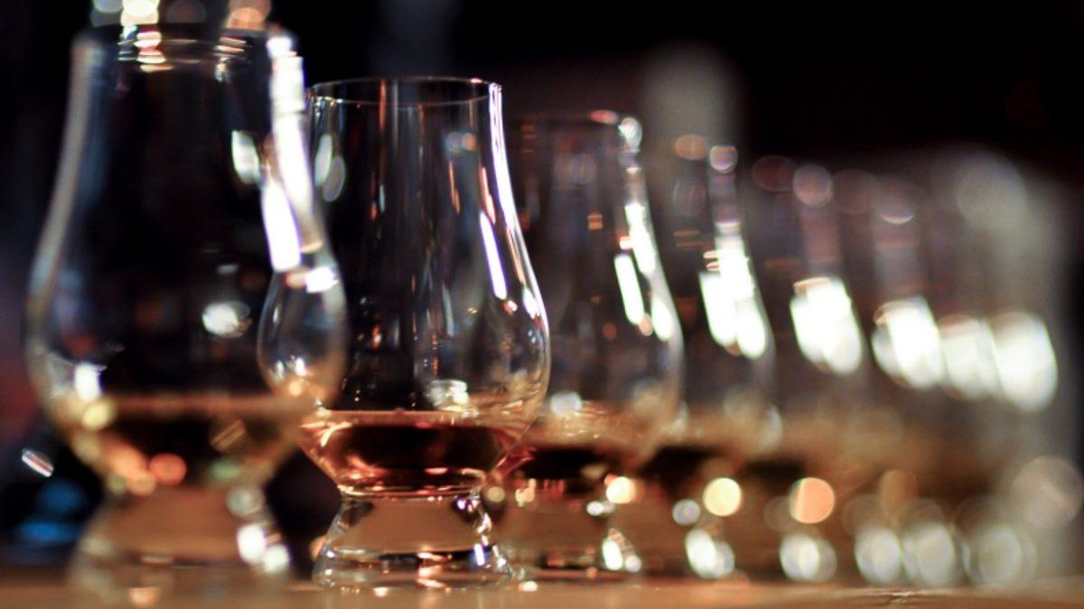 Telefonunuzu Temizlerken Yapmanız ve Yapmamanız Gereken 11 Şey