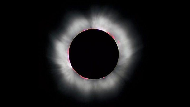 100 Yıl Önce Yaşanan Tam Güneş Tutulması, Einstein’i Haklı Çıkardı