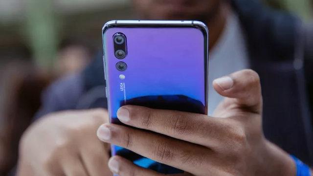 Huawei’ye İlk Af Geldi, SD Kart Kullanması İçin Yol Açıldı