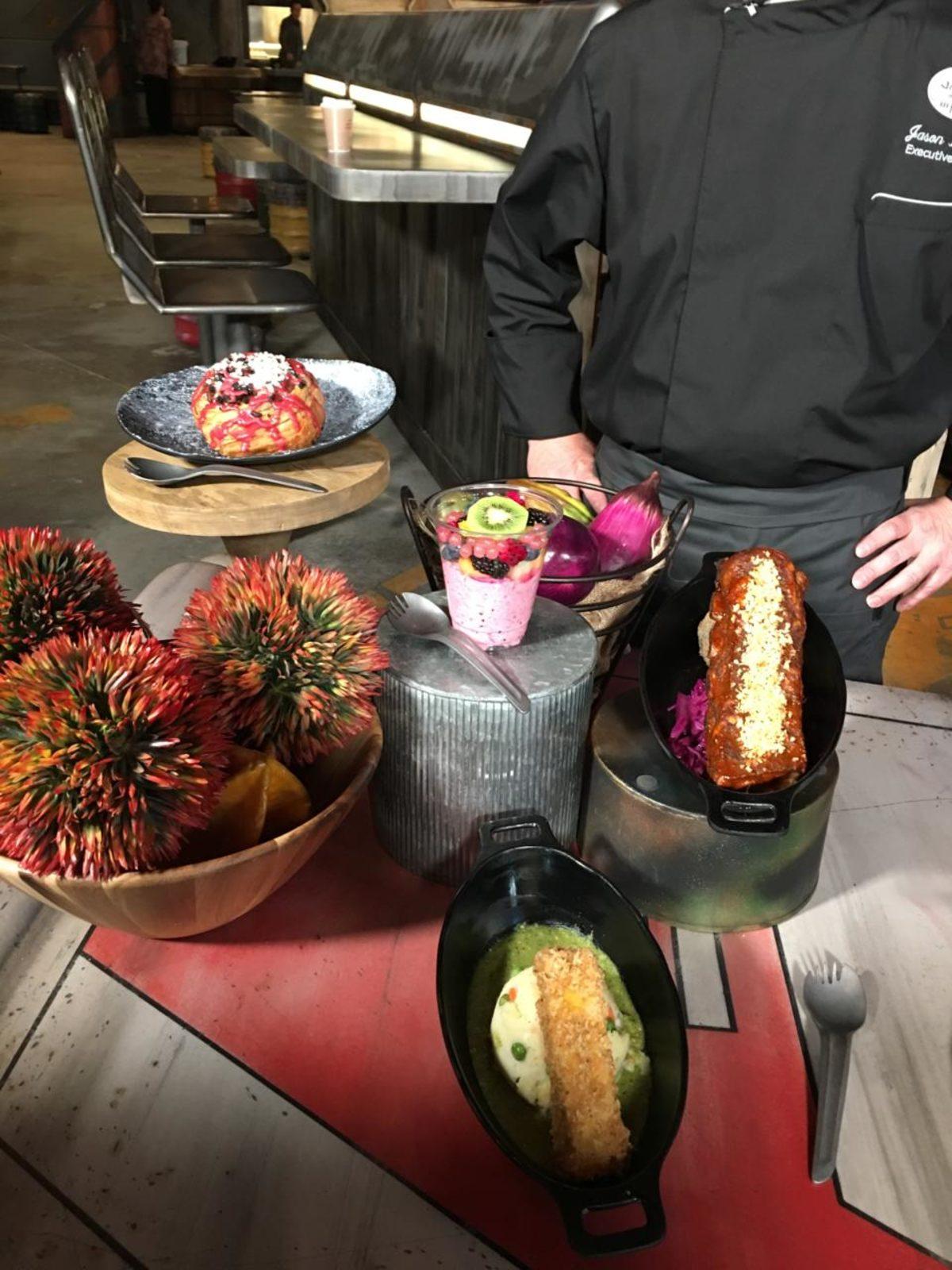 Disneyland’in Girince Çıkmak İstemeyeceğiniz Yeni Bölümü Star Wars Galaxy’s Edge Tanıtıldı