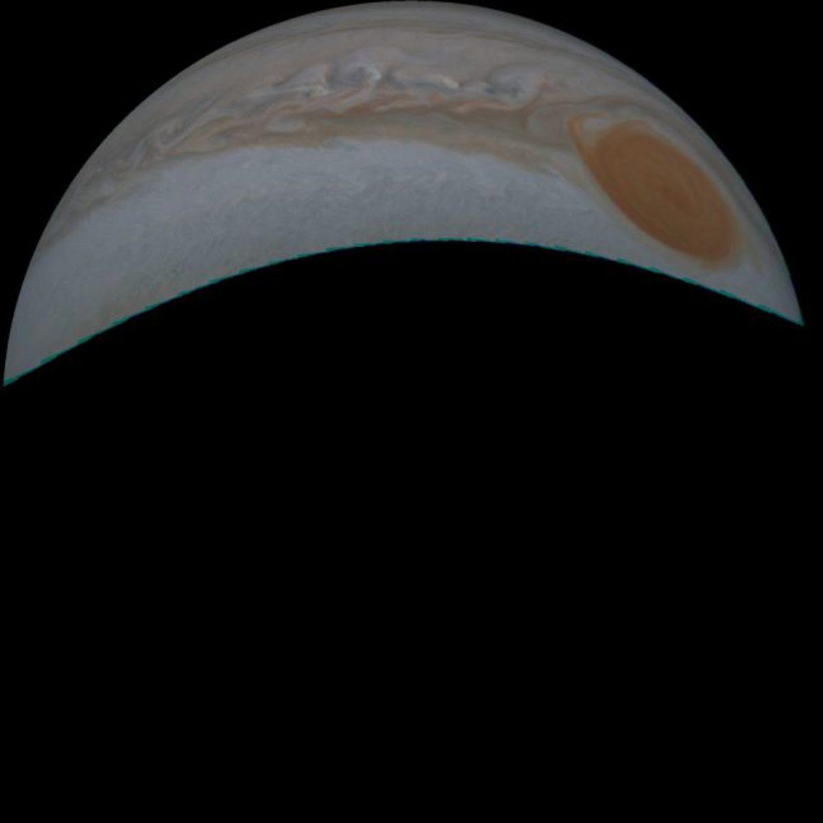 Jüpiter’in Meşhur Kırmızı Noktası Dağılmaya Başladı