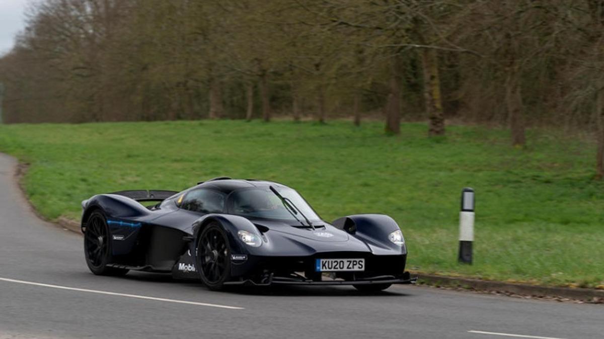Aston Martin, 1160 Beygirlik Valkyrie’nin Test Sürüşünden Fotoğraflar Paylaştı
