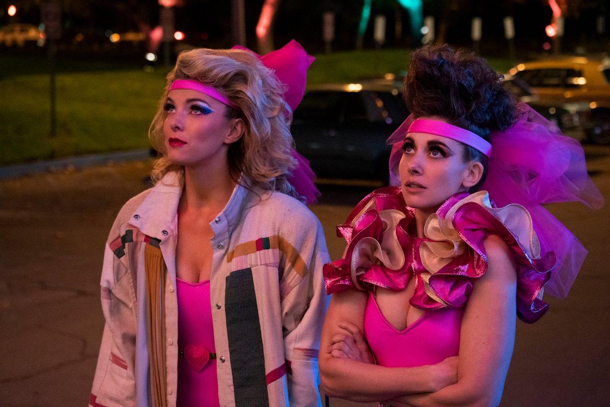 Netflix, GLOW Dizisinin 3. Sezonu İçin Tarih Verdi