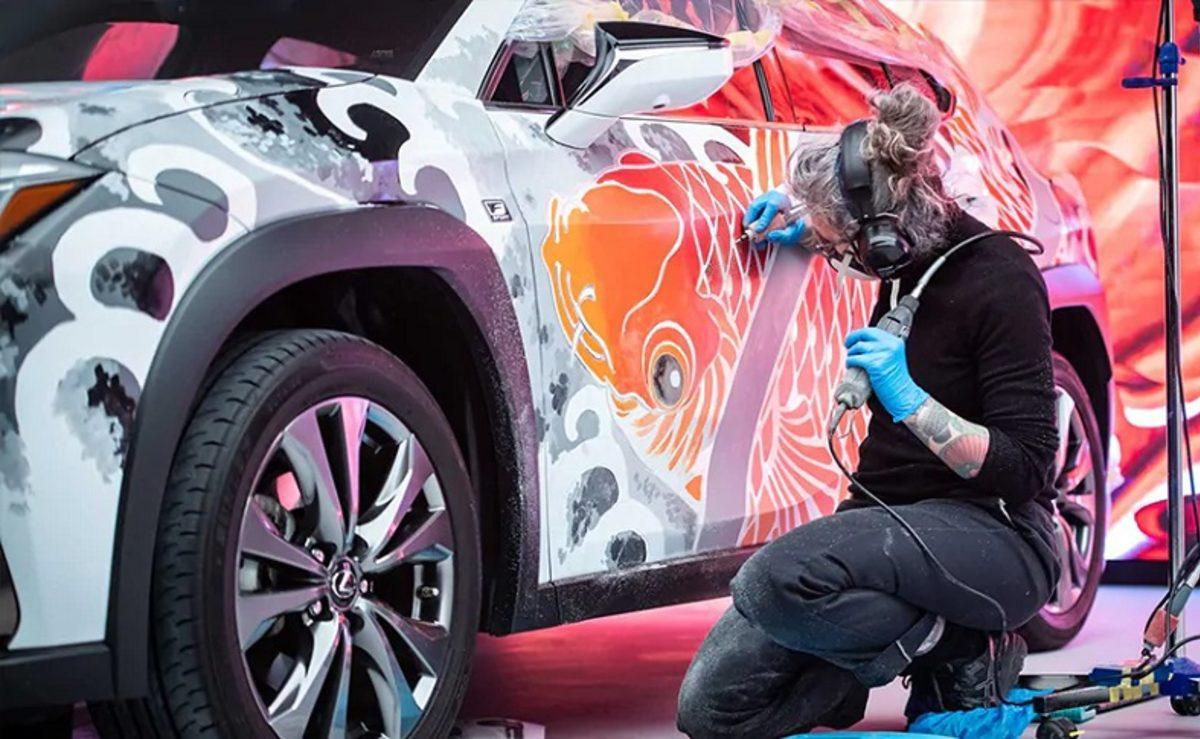 Lexus, Dünyanın İlk Dövmeli Arabasını Tanıttı