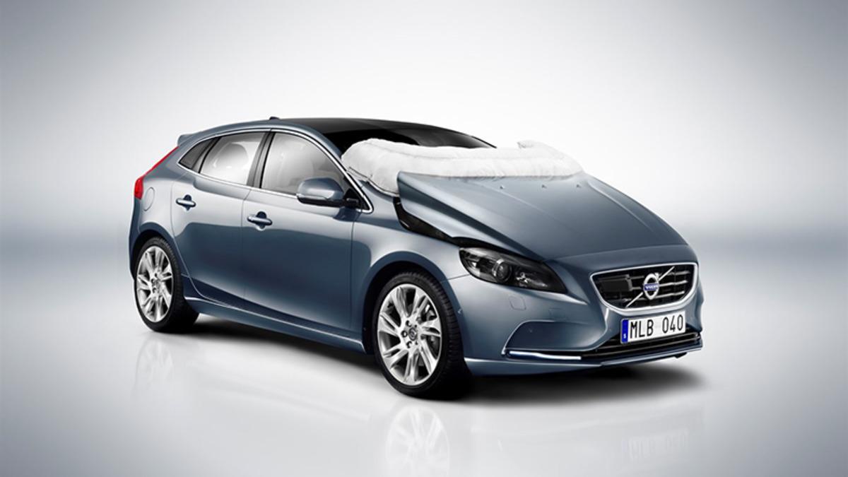 Ünlü Otomobillerin ’Keşke Her Arabada Olsa’ Dedirten 10 Karakteristik Özelliği