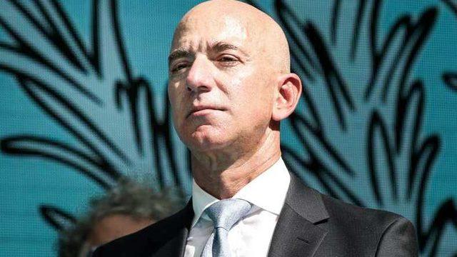 Senatörlerden Jeff Bezos’a Çağrı: Amazon Depo İşçilerine Hastalık İzni Verin