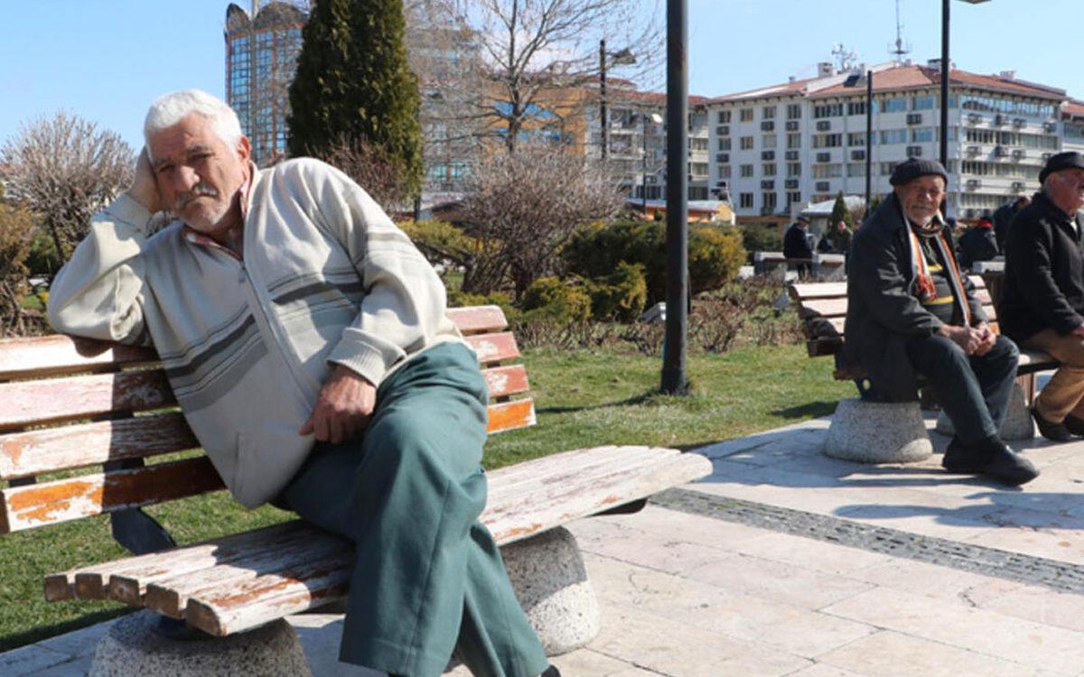 Sokağa Çıkma Yasağını İhlal Eden 65 Yaş ve Üstü Kişilere Verilecek Ceza Açıklandı