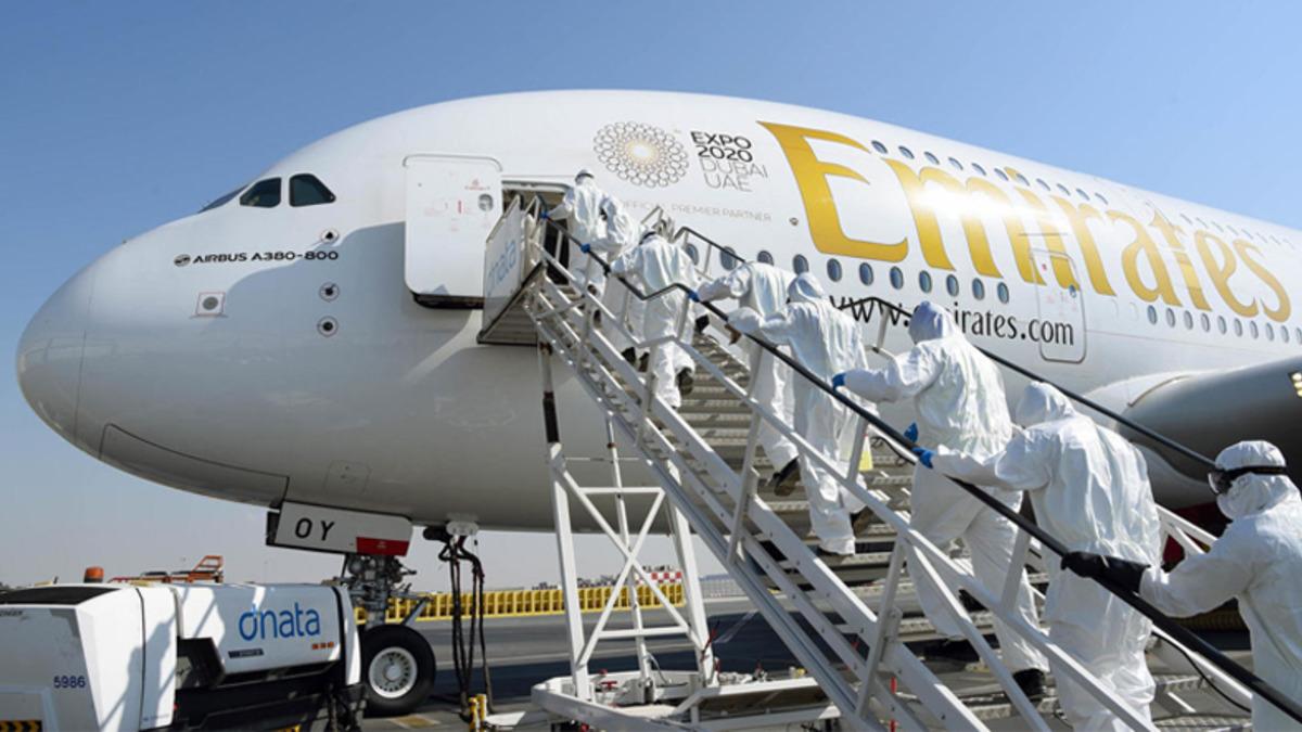 Dünyanın En Büyük Havayolu Firmalarından Emirates, Tüm Uçuşlarını Durduruyor