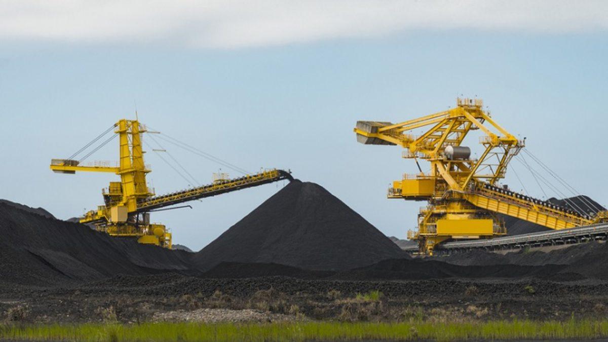 Kömür, Petrol Fiyatlarının Düşüşüyle Dünyanın En Pahalı Fosil Yakıtı Oldu