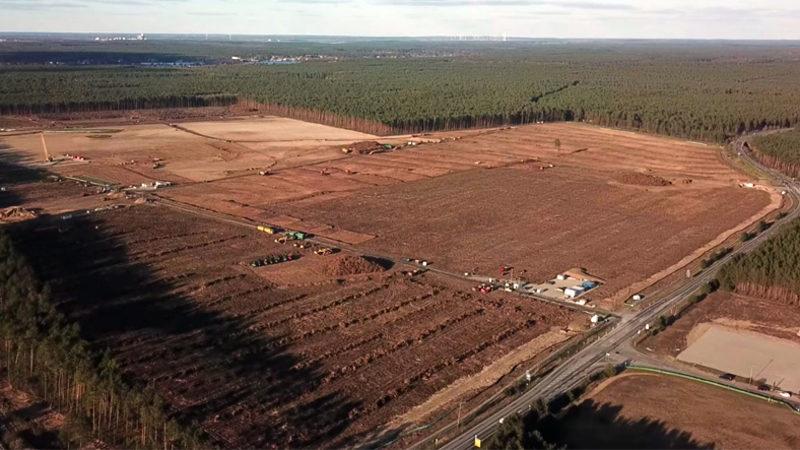 Tesla’nın Berlin’de İnşa Edeceği Gigafactory Fabrikasının Arazisi Görüntülendi (Video)