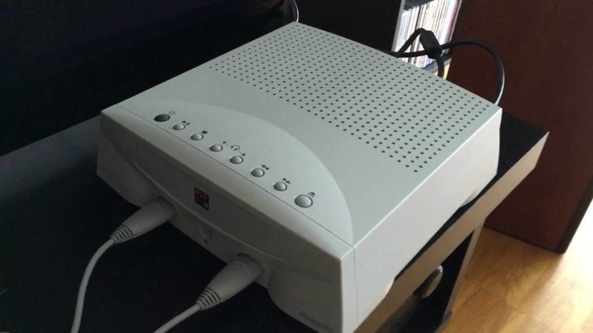 Apple’ın Bir Dönem PlayStation’a Rakip Olarak Çıkardığı Ancak Tutmayan Oyun Konsolu: Bandai Pippin