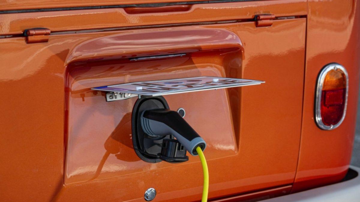 Volkswagen, 1960’ların Kült Otobüs Modelini Elektrikli Araca Dönüştürdü
