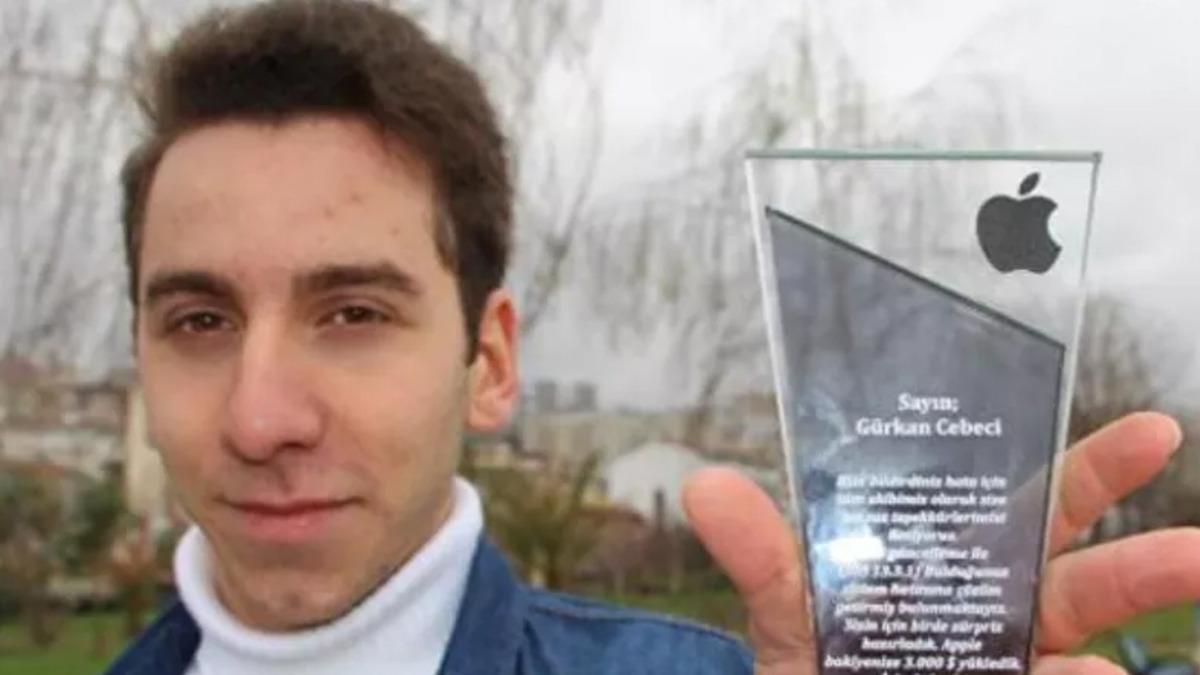 Apple, Siri’nin Sistem Hatasını Bulan Türk Gence 3.000 Dolar Ödül Verdi