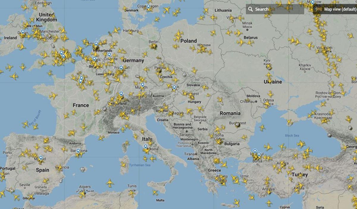 Koronavirüs Nedeniyle Azalan Uçak Trafiğini Gösteren Radar Görüntüleri
