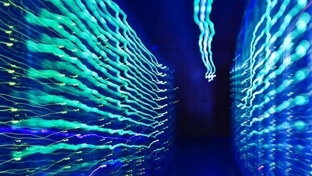 Dünyanın Lider Bilimsel Araştırma Organizasyonu CERN, Microsoft’la Yollarını Ayırıyor