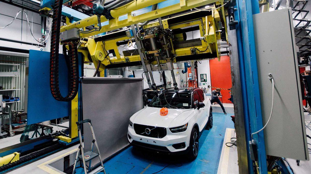 Volvo ve POC’tan Dünyanın İlk Bisiklet-Araba Çarpışma Testi (Video)