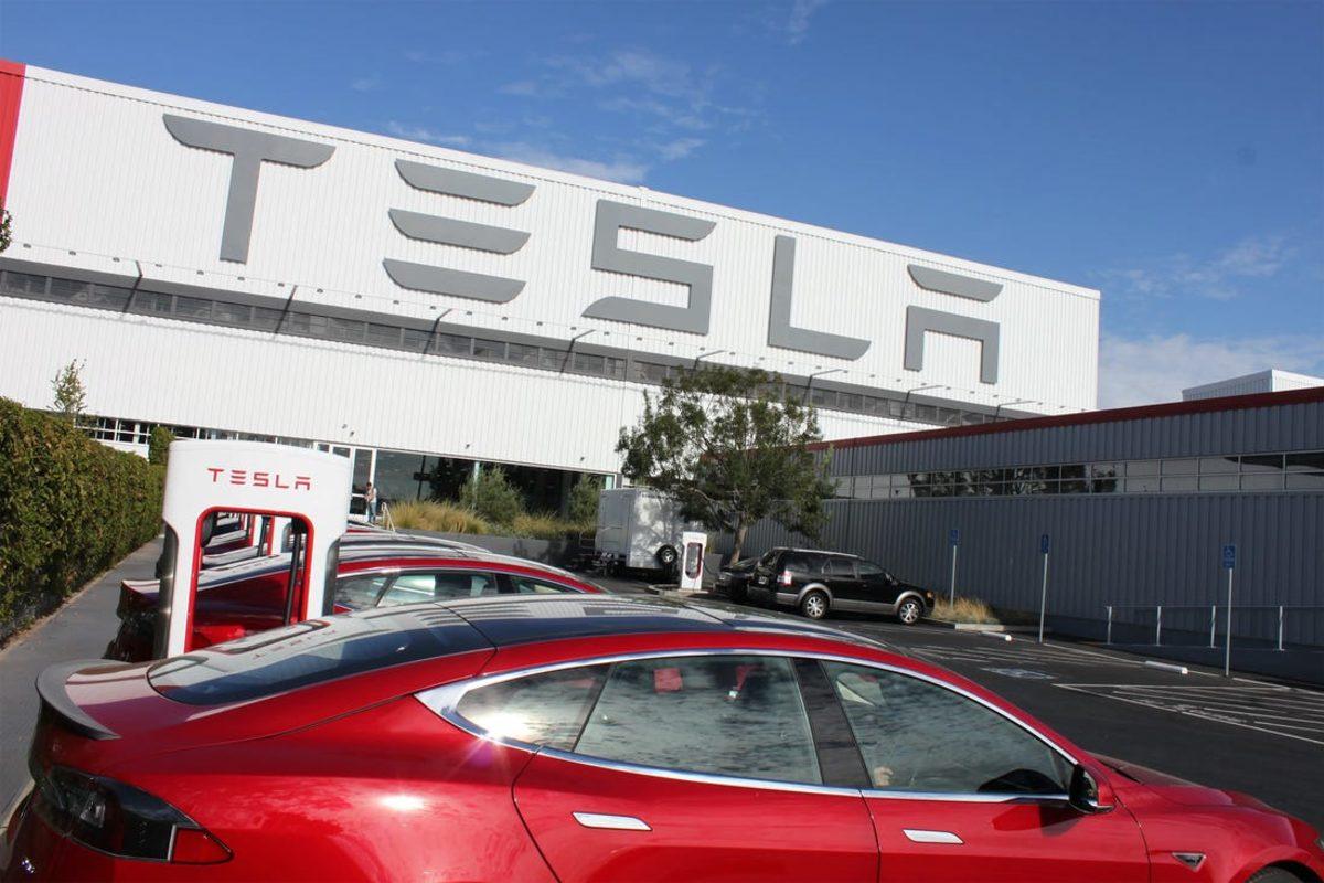 Tesla, Gigafactory’deki Personel Sayısını %75 Azaltıyor