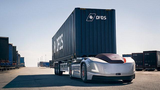 Volvo’nun Tasarımıyla Spor Arabalara Taş Çıkaran İlk Otonom Kamyonu (Video)