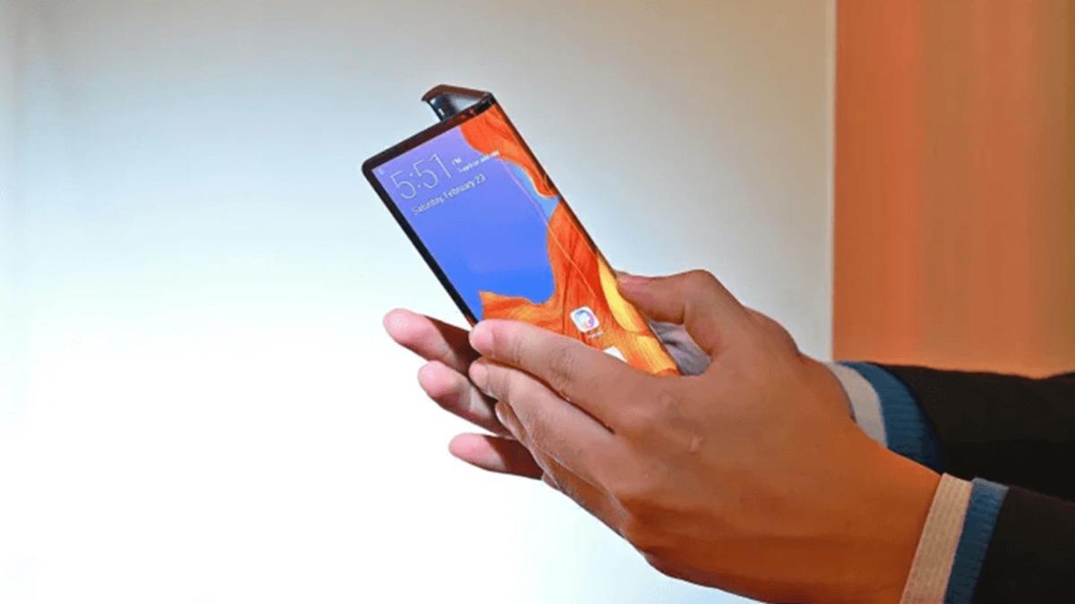 Huawei’nin Katlanabilir Telefonu Mate X’in Çıkış Tarihi İçin Yeni Bilgiler Ortaya Çıktı