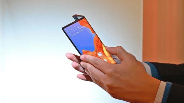 Huawei’nin Katlanabilir Telefonu Mate X’in Çıkış Tarihi İçin Yeni Bilgiler Ortaya Çıktı