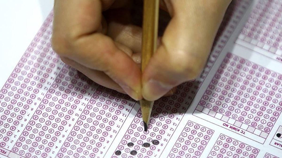 Ziya Selçuk: YKS ve LGS’de Çıkacak Soruların Konu Dağılımı Duyurulacak