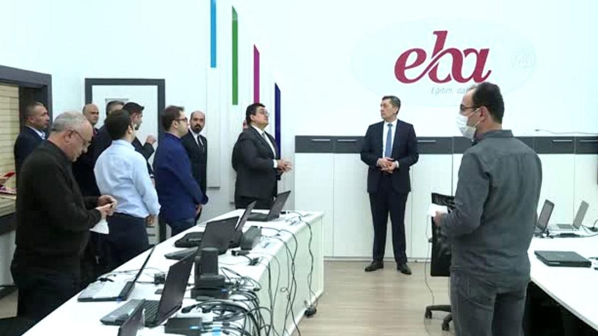 Ziya Selçuk: YKS ve LGS’de Çıkacak Soruların Konu Dağılımı Duyurulacak