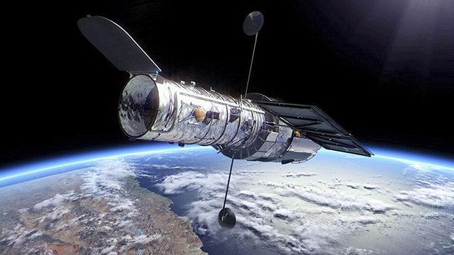 Hubble, Genç Yıldızlarıyla Öne Çıkan Küçük Bir Galaksiyi Görüntüledi