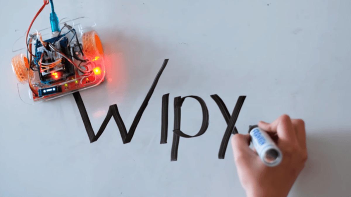 Yazı Tahtalarını Otomatik Olarak Temizleyen Robot: Wipy