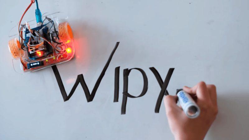 Yazı Tahtalarını Otomatik Olarak Temizleyen Robot: Wipy