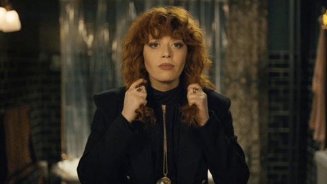 Netflix’in Beğenilen Dizisi Russian Doll’un İkinci Sezonundan Onay Alındı