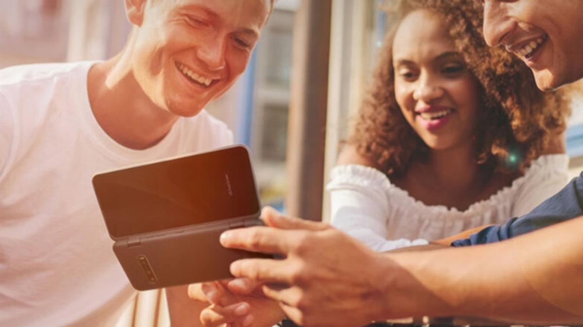 LG’den Çift Ekranlı Telefonu V60 ThinQ 5G İçin Yeni Tanıtım Videosu