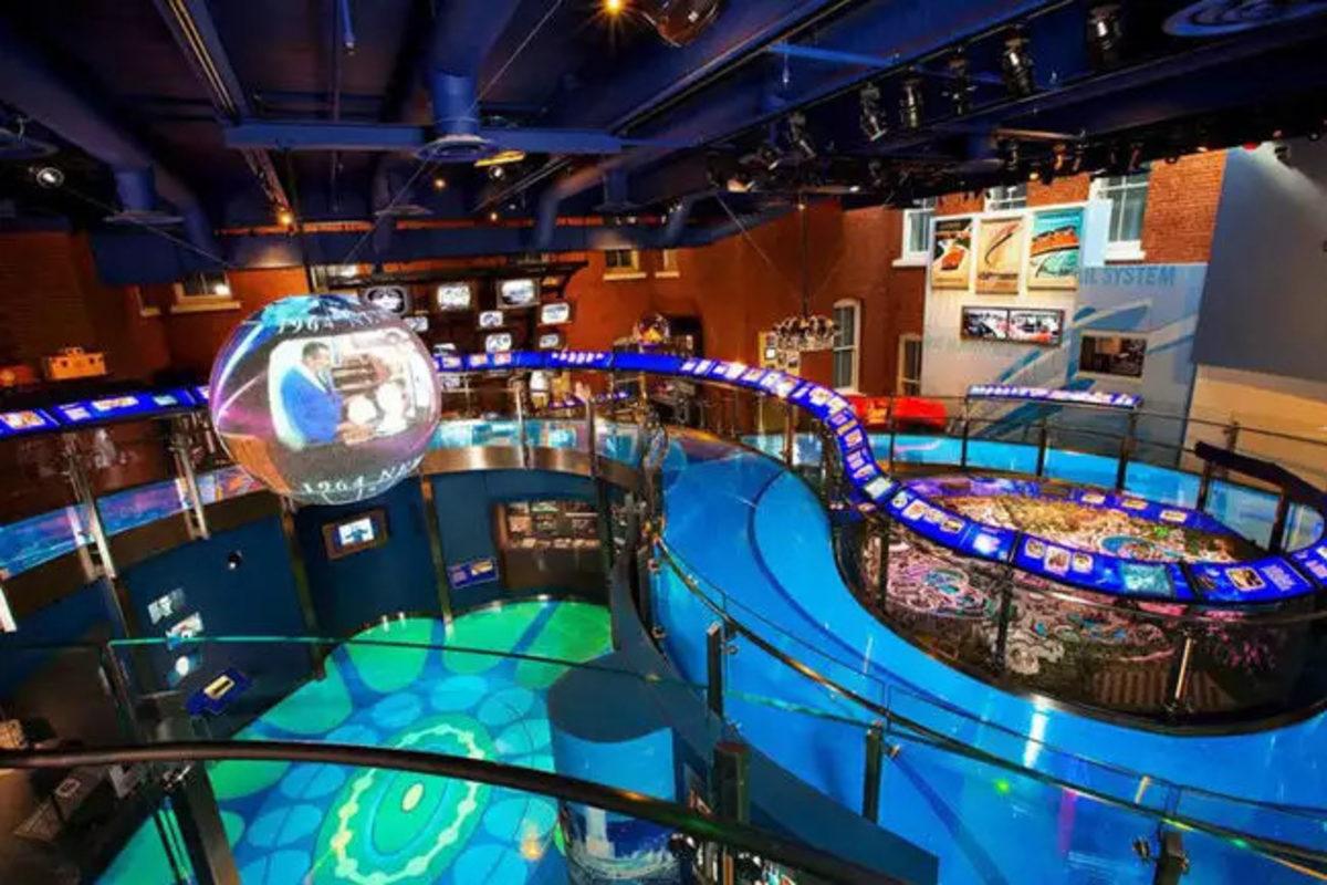 Dünyayı Fetheden Disney Ailesinin Filmleri Aratmayan İbretlik Hikâyesi