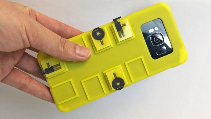 Kablo ya da Bluetooth Olmadan Telefonunuzu Kontrol Edebileceğiniz Bir Kılıf Geliştirildi