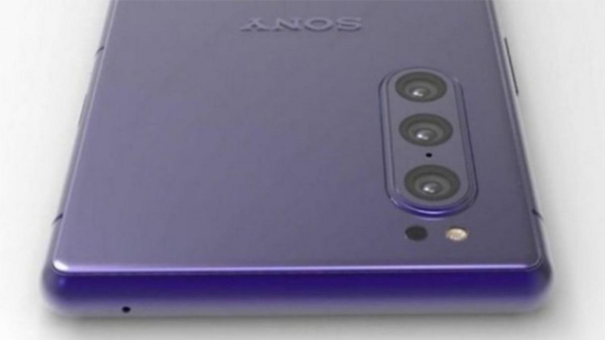 Sony, Telefon Pazarını Bırakmıyor: Şirket, Üç Kameralı Bir Model Üzerinde Çalışıyor