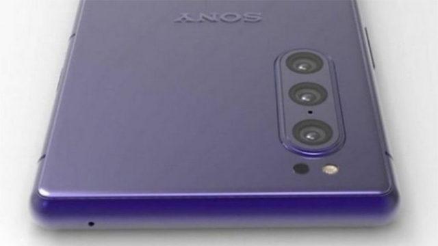 Sony, Telefon Pazarını Bırakmıyor: Şirket, Üç Kameralı Bir Model Üzerinde Çalışıyor