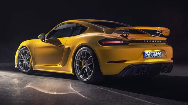 Porsche, Yenilediği 718 Cayman GT4 ve 718 Spyder Modellerini Tanıttı: İşte Fiyatları