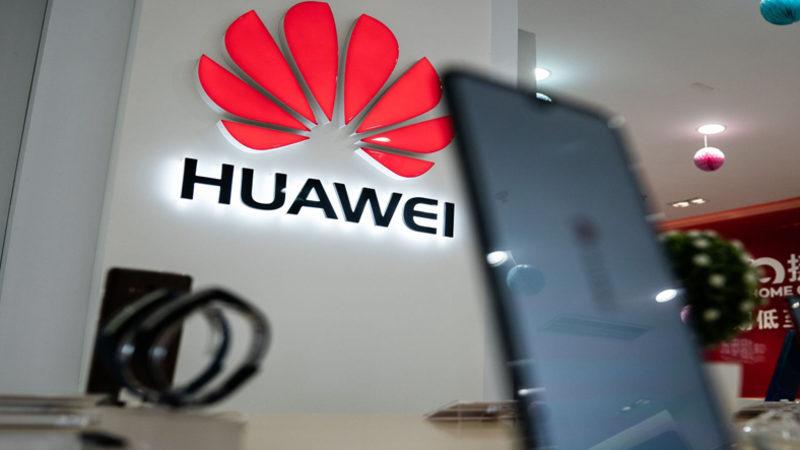 Huawei, Google Uygulamalarını Çalıştırmayan Modellerin Ücretini Müşterilere Ödeyecek