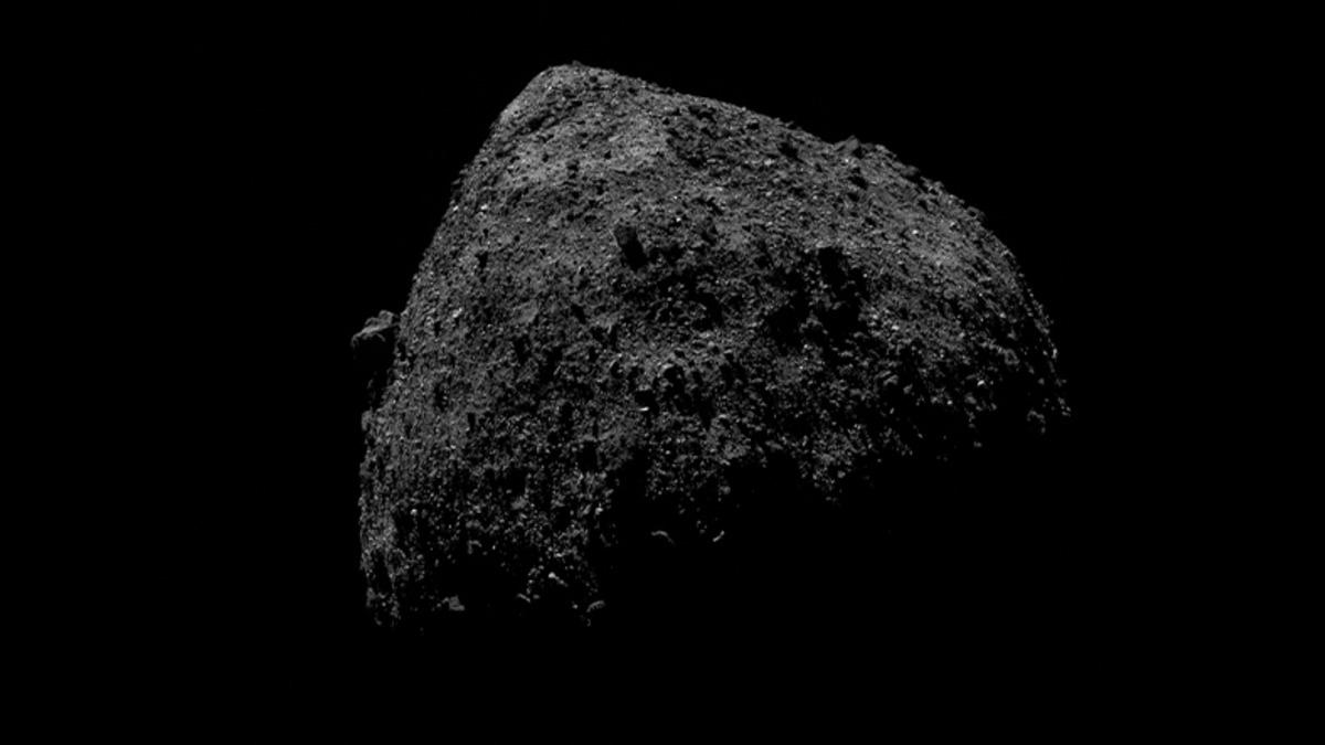 NASA, Bennu Asteroidinin Detaylı Fotoğrafını Rekor Yakınlıkta Çekti