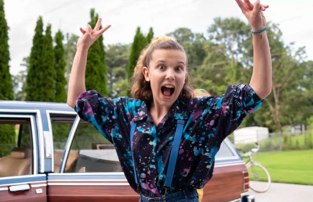 Stranger Things’in 1980’lerden Fırlamış Gibi Görünen Kamera Arkası Görüntüleri Yayınlandı